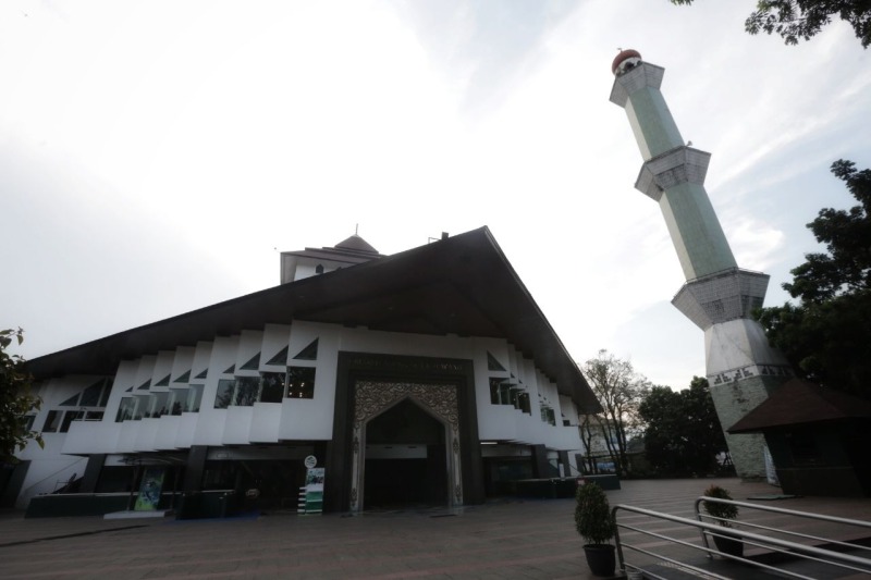 Masjid Agung Al Ukhuwah: Freemason, Graha Pancasila ...